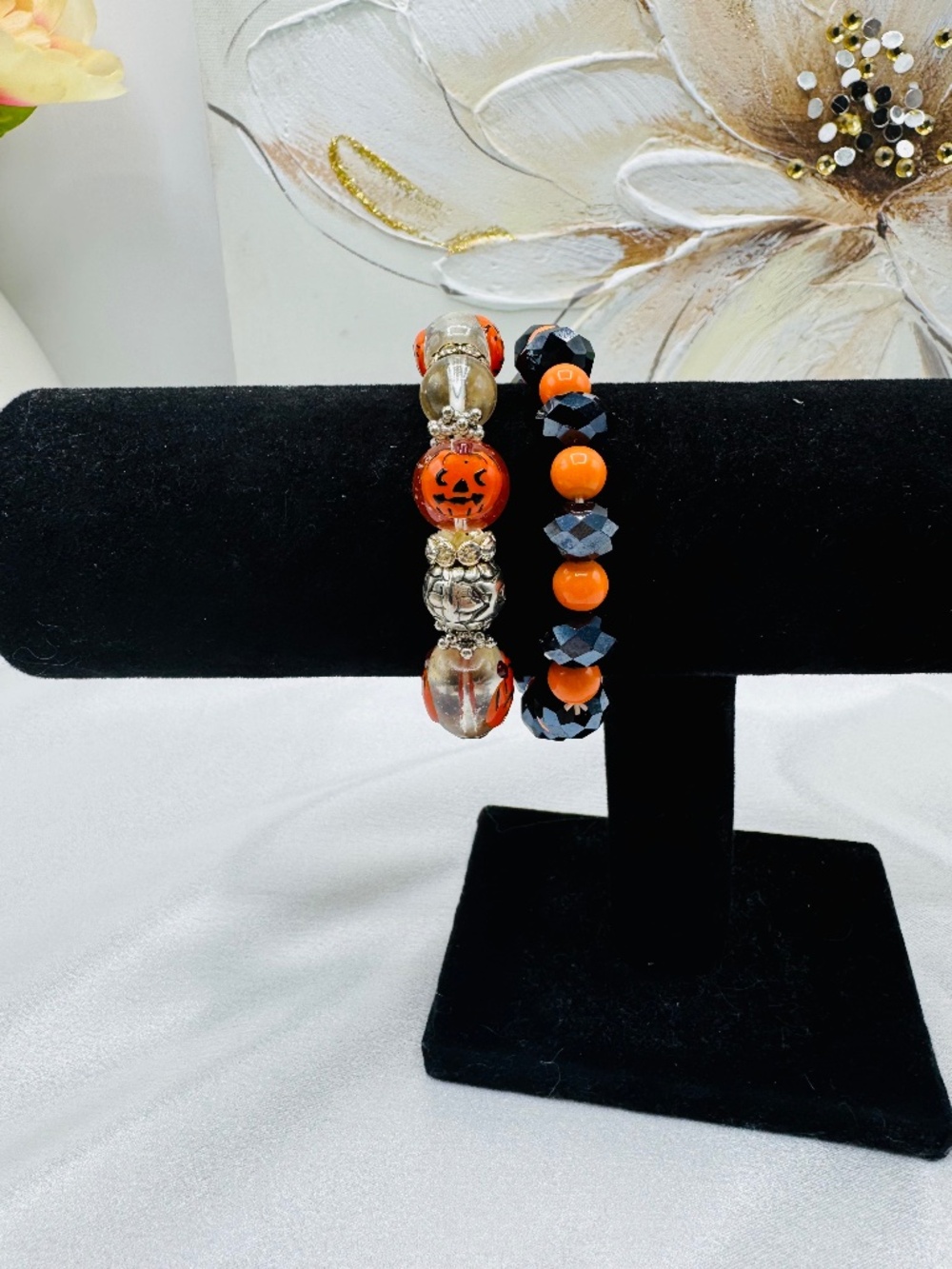 Halloween Bracelet Set of 2 Orange Black Pumpkin Beaded Stretch Bracelets